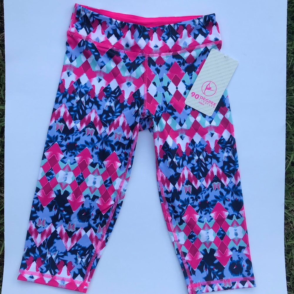 90 Degree Cropped Leggings